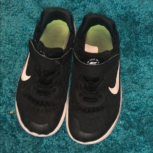 Nike boys shoes